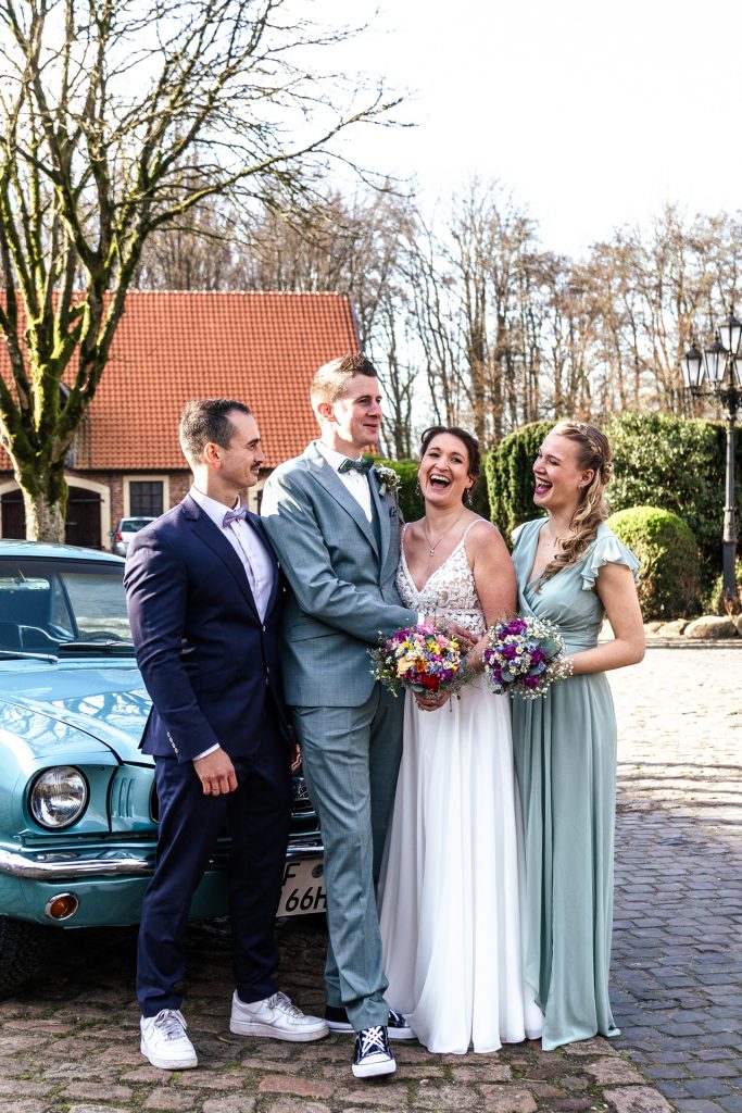 Foto eines Brautpaares am Hochzeitstag
